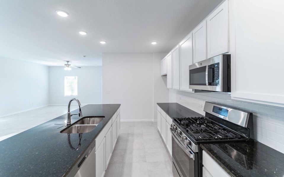 Furnished interior view inside a new home in Cielo, Conroe (Image 3).