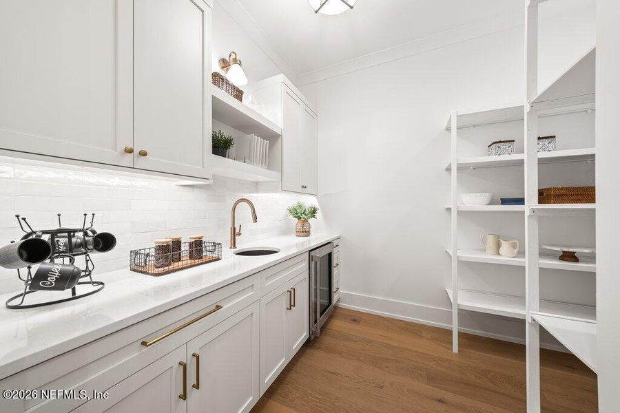 Furnished interior view inside a new home in , Jacksonville (Image 58).