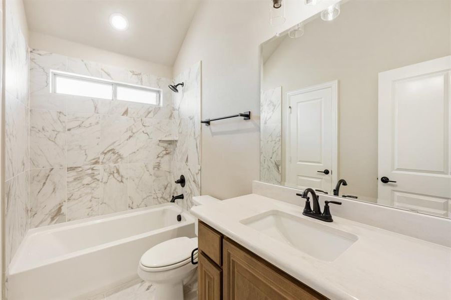 Furnished interior view inside a new home in Timberbrook 3B-4A, Justin (Image 5). Furnished interior view inside a new home in Timberbrook 3B-4A, Justin (Image 5).