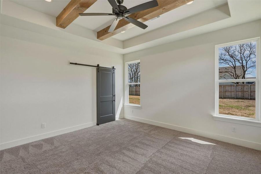 Spacious, unfurnished interior of a new home in , Tolar (Image 28). Spacious, unfurnished interior of a new home in , Tolar (Image 28).