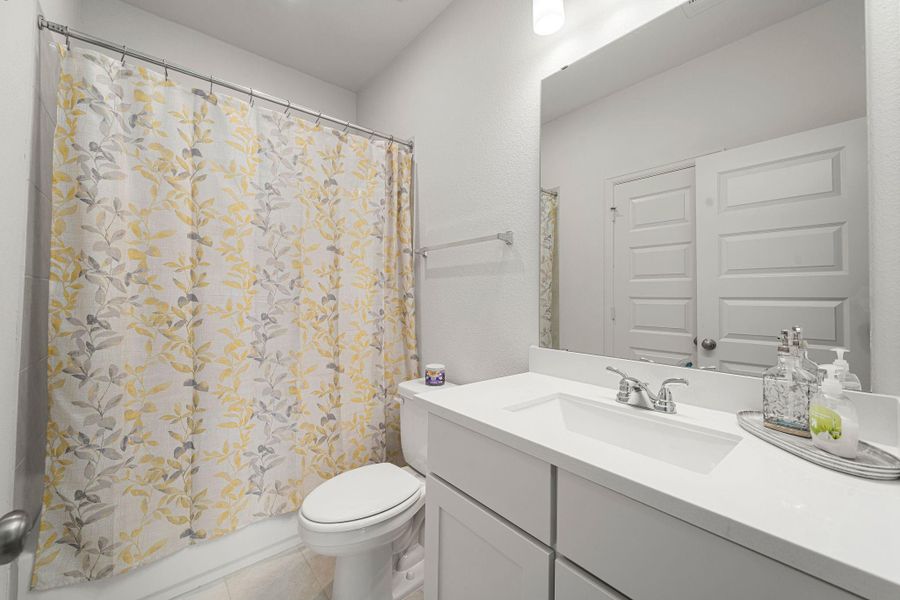 Furnished interior view inside a new home in , Manvel (Image 6).