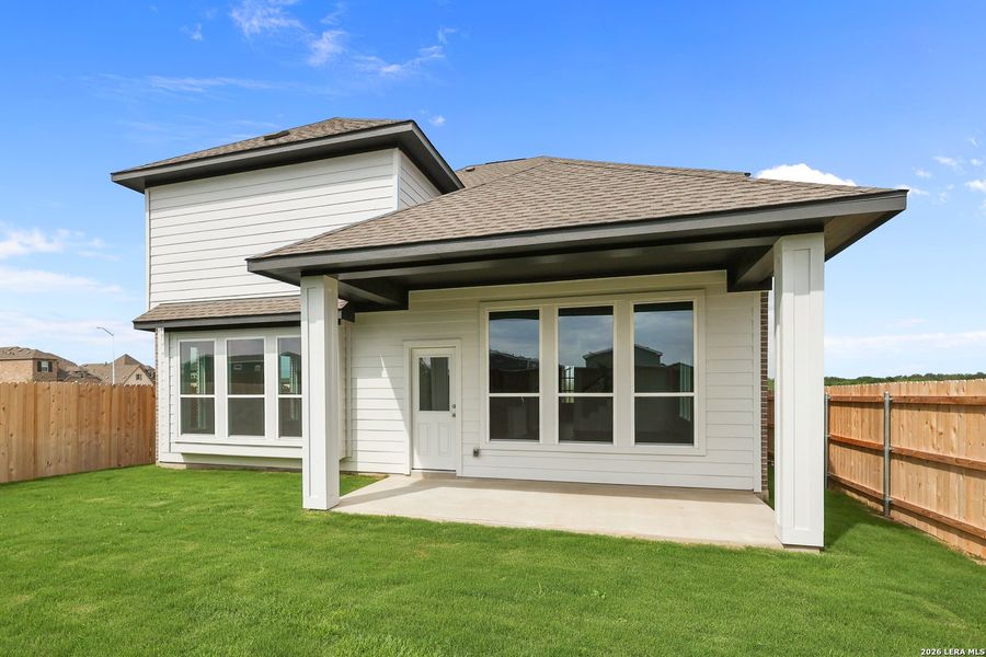 Exterior details and patio area of a home in Sunflower Ridge, New Braunfels (Image 3).