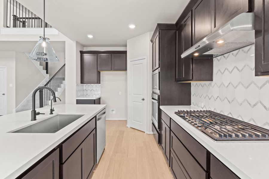 Furnished interior view inside a new home in Candela, Richmond (Image 10).