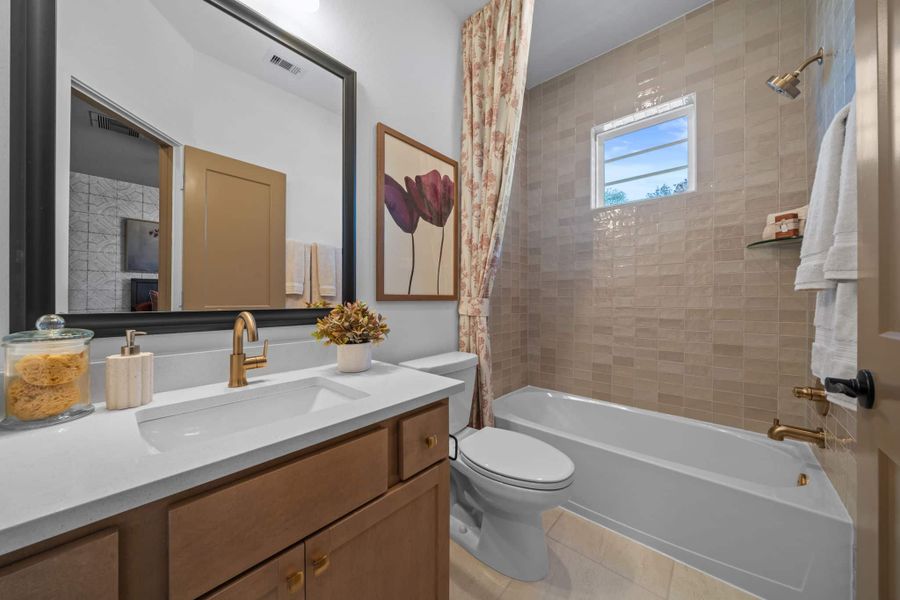 Representative furnished interior of a home built from the Rivercrest – 60s & 65s Lot by Chesmar Homes in Riceland, Mont Belvieu (Image 37). Representative furnished interior of a home built from the Rivercrest – 60s & 65s Lot by Chesmar Homes in Riceland, Mont Belvieu (Image 37).