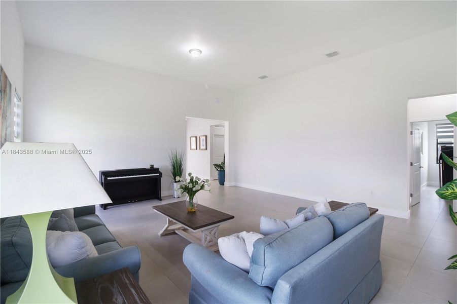 Furnished interior view inside a new home in , Homestead (Image 7).