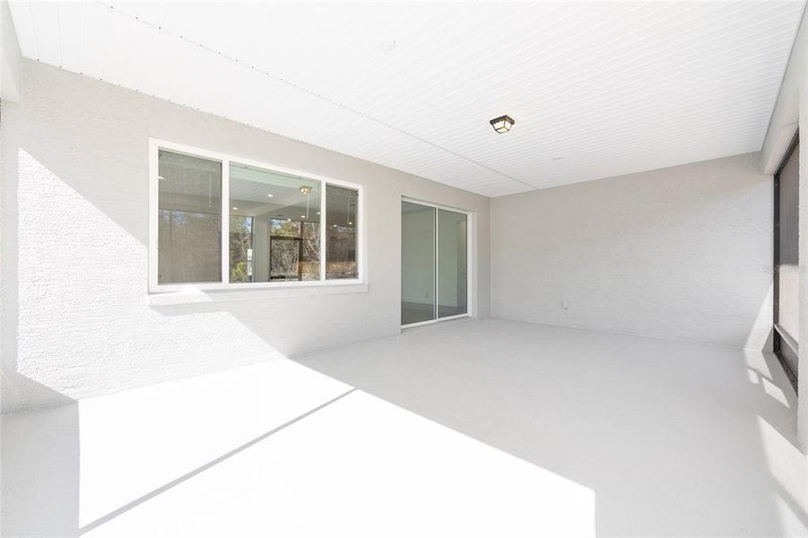 Exterior details and patio area of a home in , Ocala (Image 23).