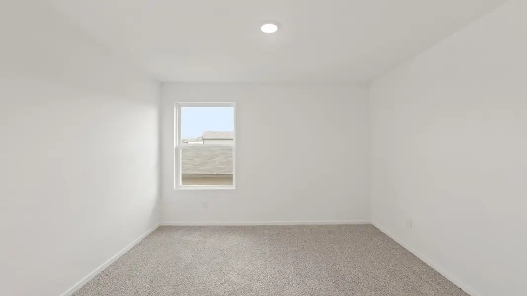 Representative unfurnished interior of a home built from the Franklin by D.R. Horton in Lake Conroe Cove, Willis (Image 22).