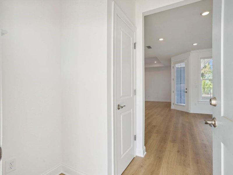 Spacious, unfurnished interior of a new home in , Holly Springs (Image 35).