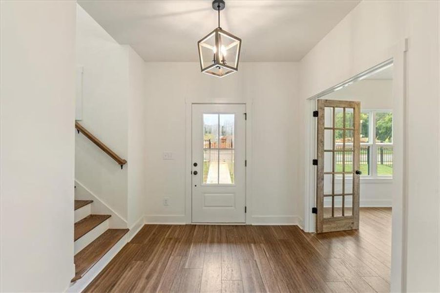 Spacious, unfurnished interior of a new home in , Emerson (Image 19).