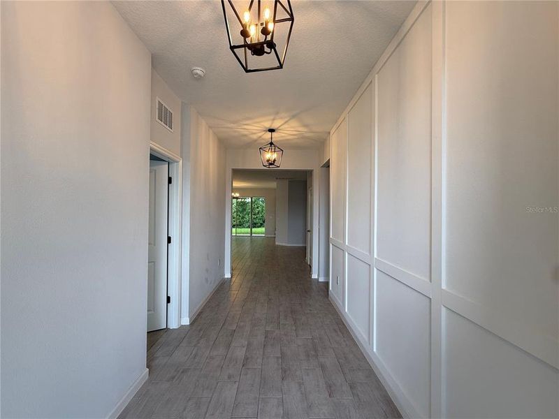 Spacious, unfurnished interior of a new home in Lakewood Park, Deland (Image 21).