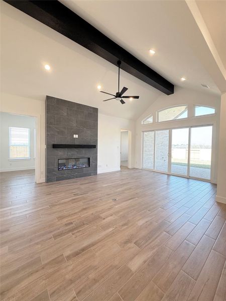 Spacious, unfurnished interior of a new home in Briarley, Montgomery (Image 26).