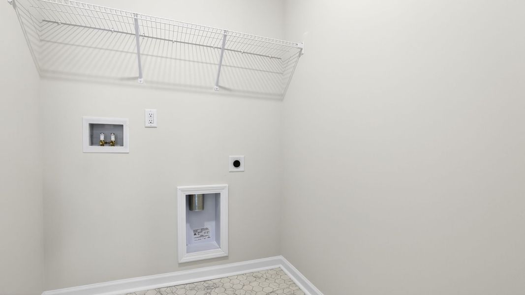 Spacious, unfurnished interior of a new home in Hunters Ridge, Woodruff (Image 32).