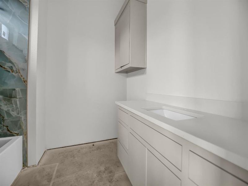 Image 28 of a home in .