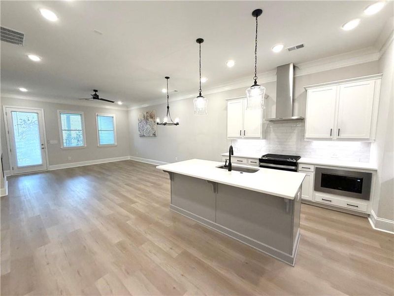 Furnished interior view inside a new home in , Kennesaw (Image 6).
