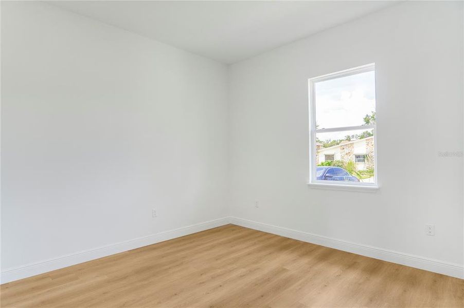 Spacious, unfurnished interior of a new home in , Apopka (Image 12).