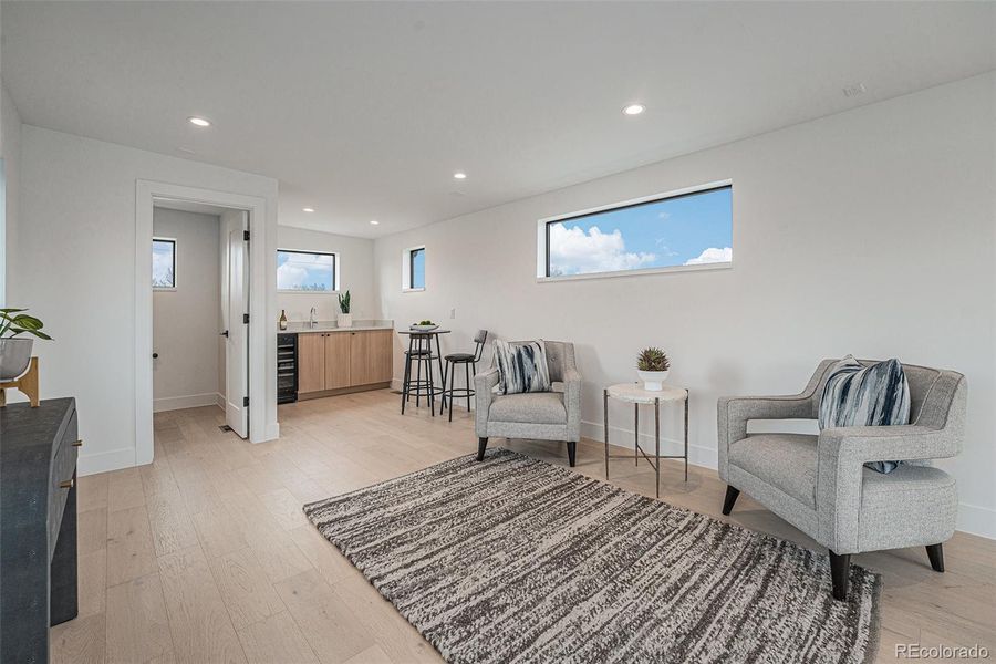 Amazing 3rd floor with additional living space