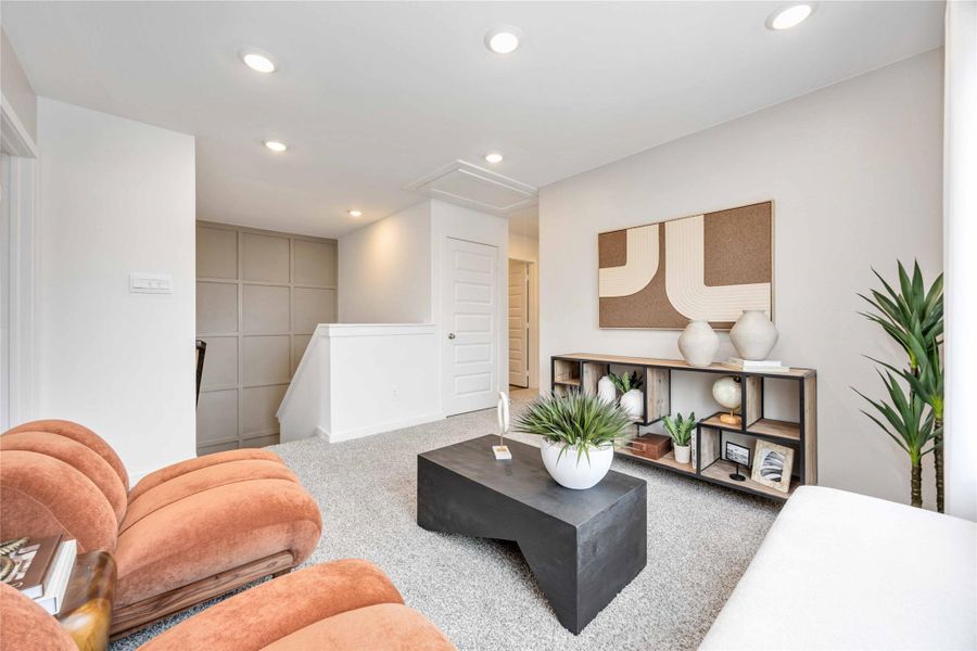 Furnished interior view inside a new home in Highland Court, Houston (Image 30).