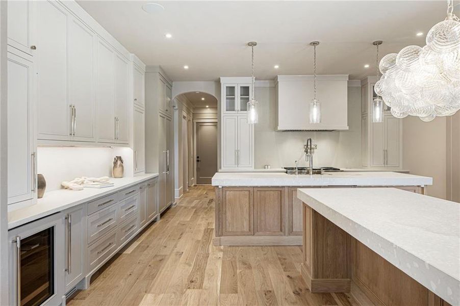 Furnished interior view inside a new home in , Alpharetta (Image 74).