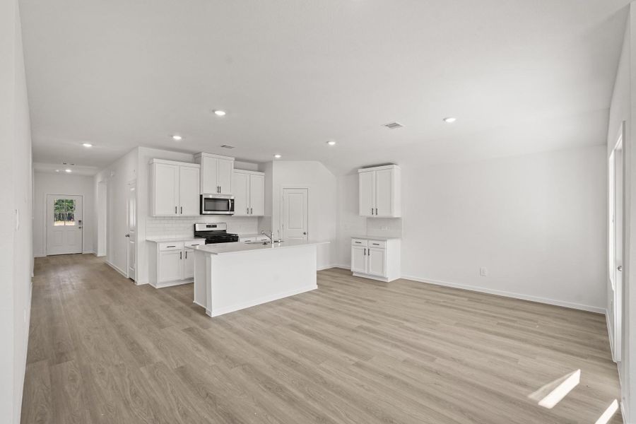 Spacious, unfurnished interior of a new home in New Waverly Station, New Waverly (Image 13).