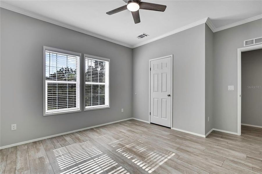 Spacious, unfurnished interior of a new home in , Homosassa (Image 20).