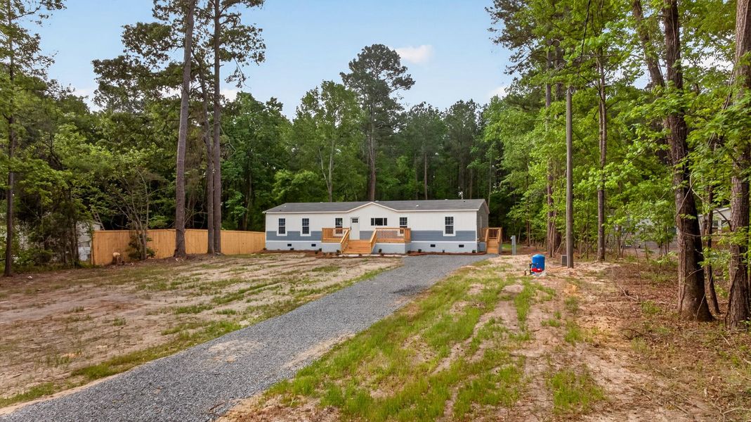 Image 33 of a home in .