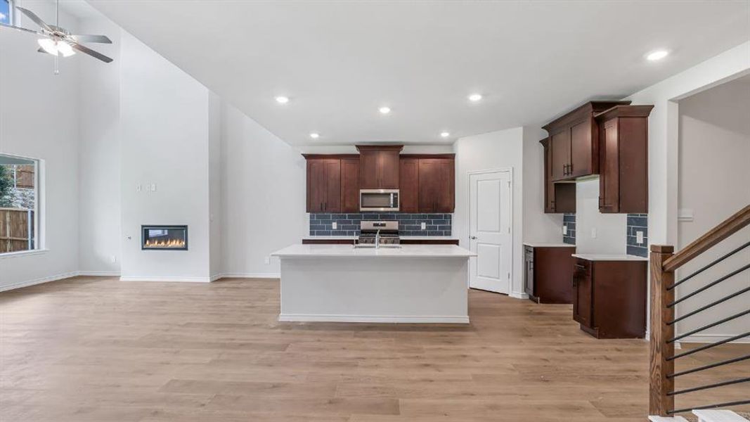 Furnished interior view inside a new home in The Landing at Hidden Lakes, McKinney (Image 7). Furnished interior view inside a new home in The Landing at Hidden Lakes, McKinney (Image 7).