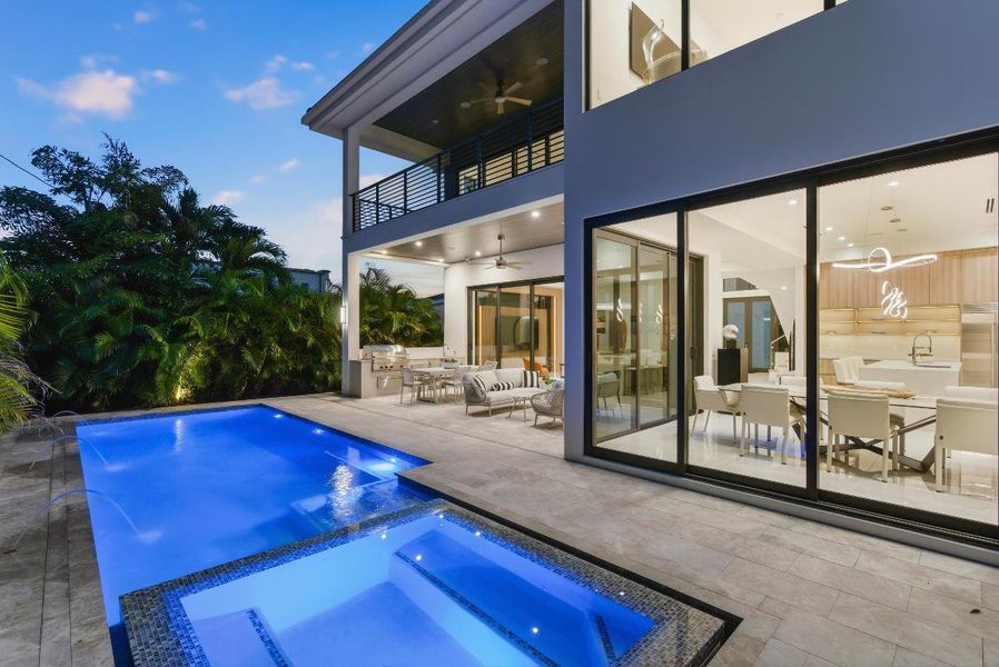 1050 NE 3rd Ave Boca Raton FL 31