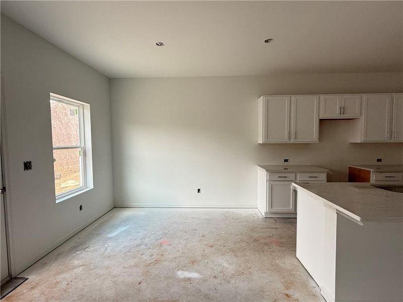 Spacious, unfurnished interior of a new home in Leydenview, Mableton (Image 22).