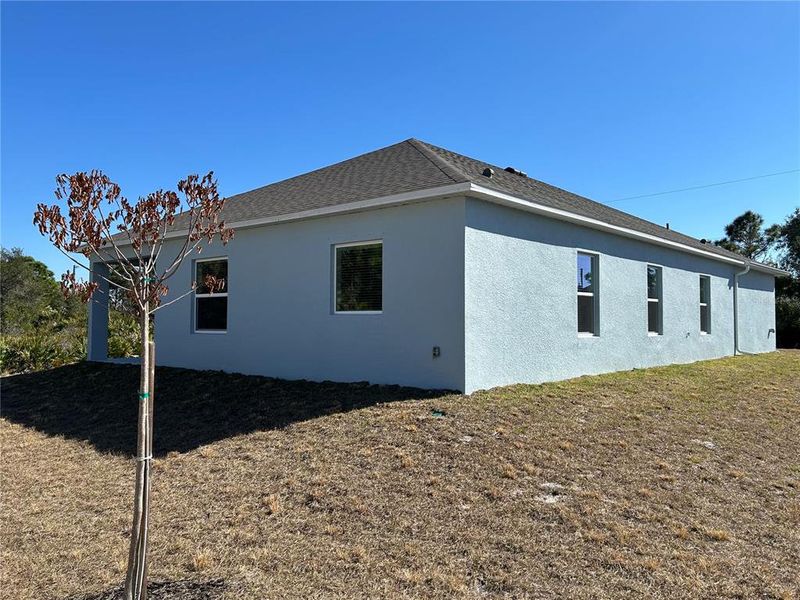 Exterior details and patio area of a home in Port Charlotte, Port Charlotte (Image 20).