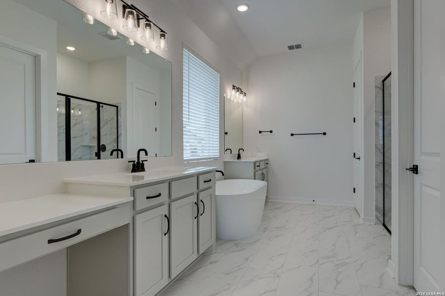 Furnished interior view inside a new home in Saddlebrook Ranch, Schertz (Image 9).