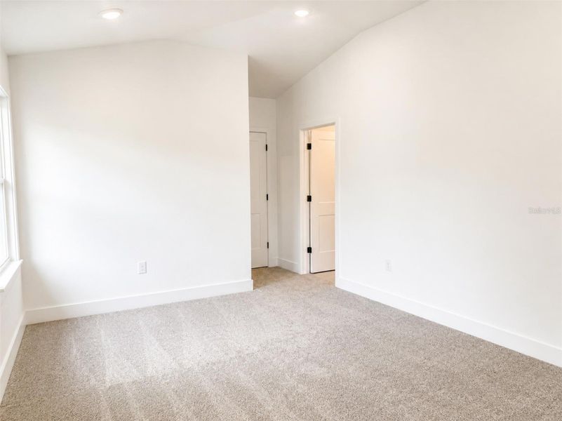 Spacious, unfurnished interior of a new home in Arbor Park, Leesburg (Image 13). Spacious, unfurnished interior of a new home in Arbor Park, Leesburg (Image 13).