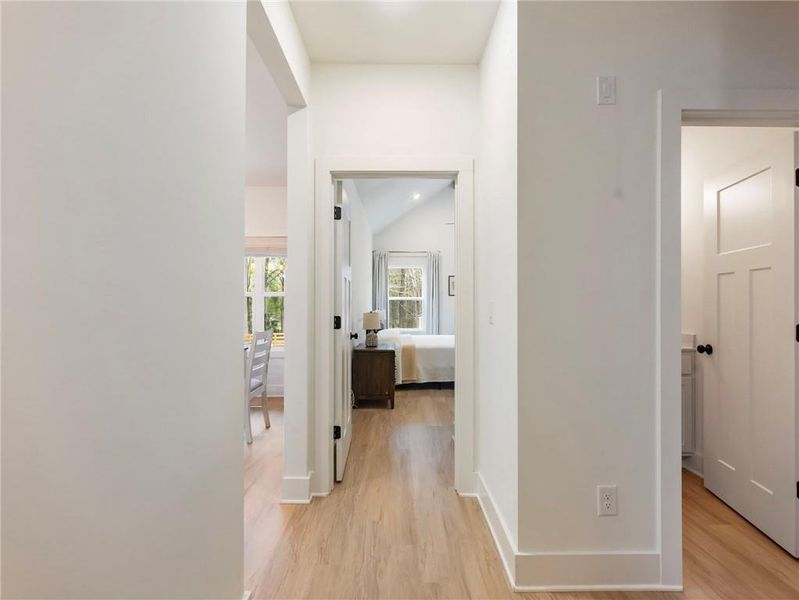 Spacious, unfurnished interior of a new home in , Gillsville (Image 24).