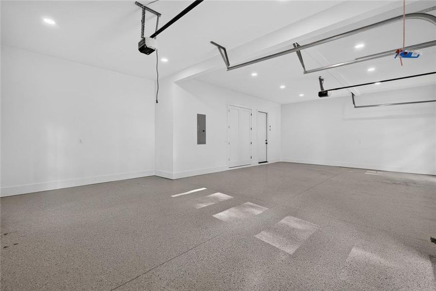 Spacious, unfurnished interior of a new home in , Loganville (Image 62). Spacious, unfurnished interior of a new home in , Loganville (Image 62).
