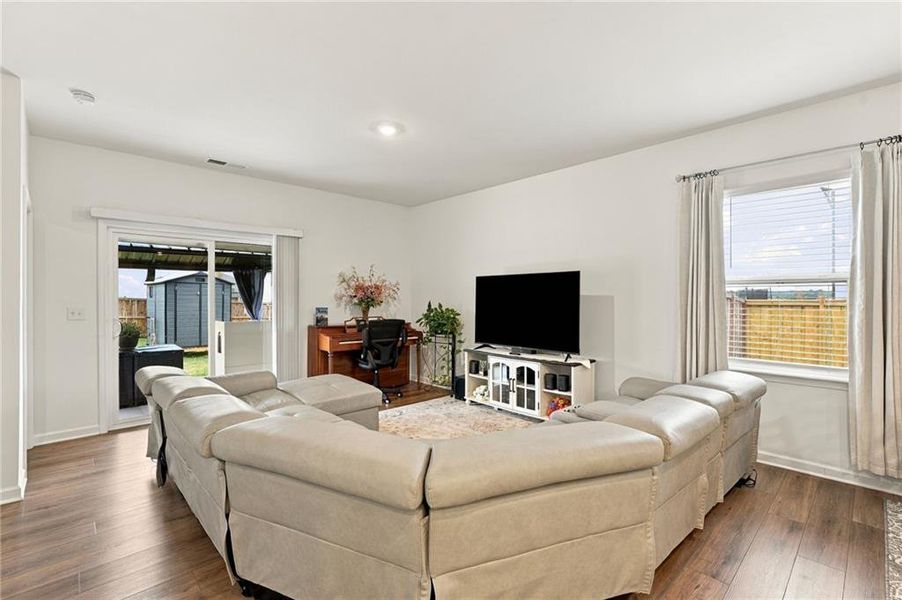 Furnished interior view inside a new home in Heritage Point, Hampton (Image 7).