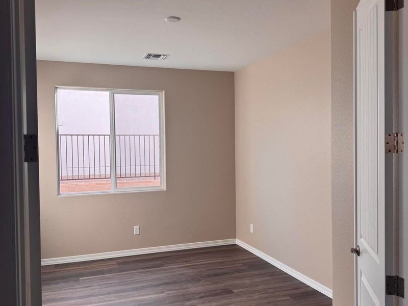 Spacious, unfurnished interior of a new home in Westwood, Prescott (Image 24).