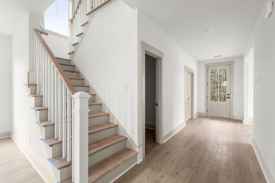 Spacious, unfurnished interior of a new home in , Moncks Corner (Image 8).