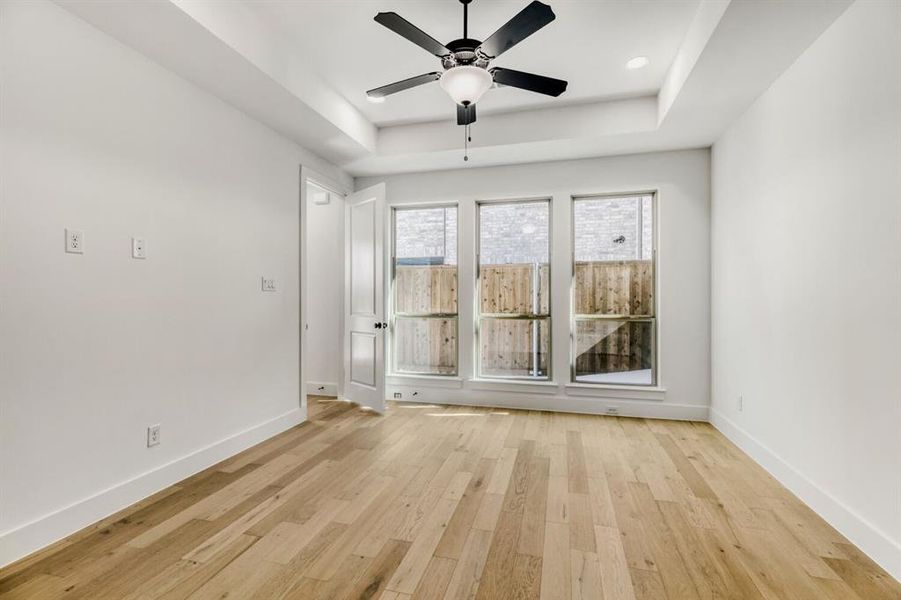 Spacious, unfurnished interior of a new home in Castle Hills Northpointe - Townhomes, Lewisville (Image 21).