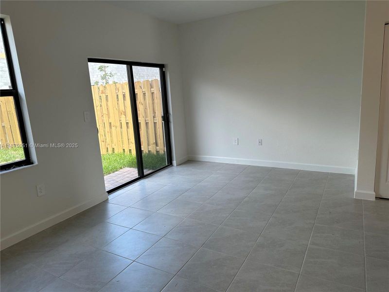Spacious, unfurnished interior of a new home in , Homestead (Image 11).