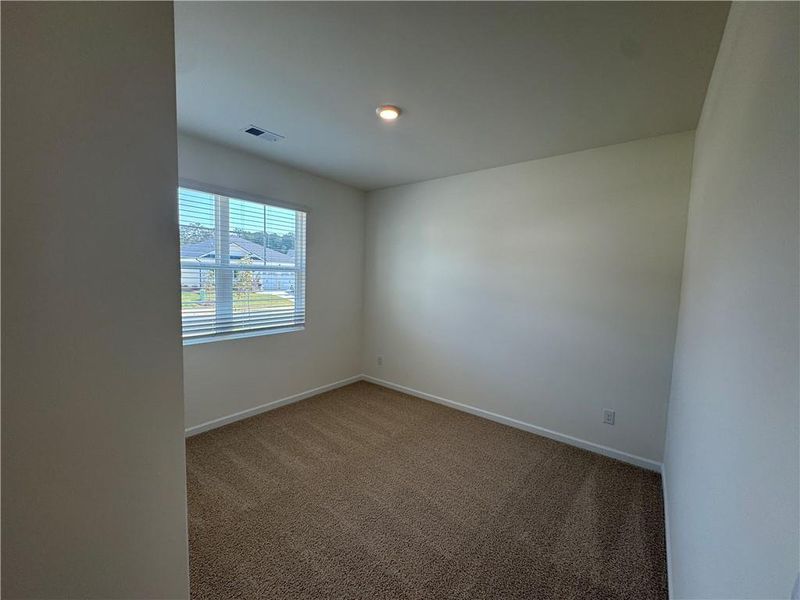 Spacious, unfurnished interior of a new home in Oakchase at Hampton, Hampton (Image 16).