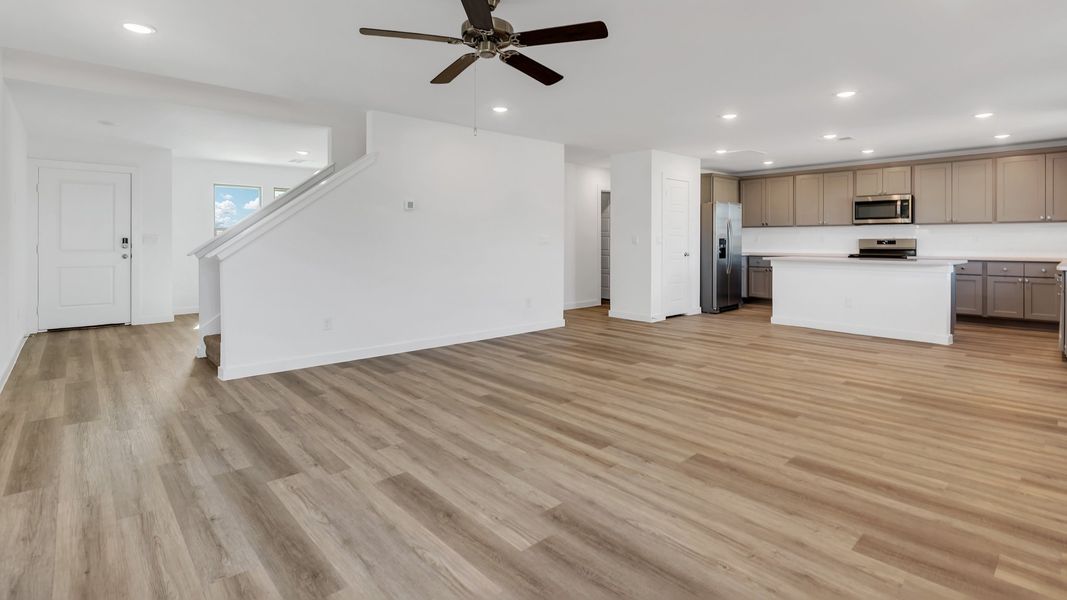 Spacious, unfurnished interior of a new home in Overlook West, Wolfforth (Image 12).