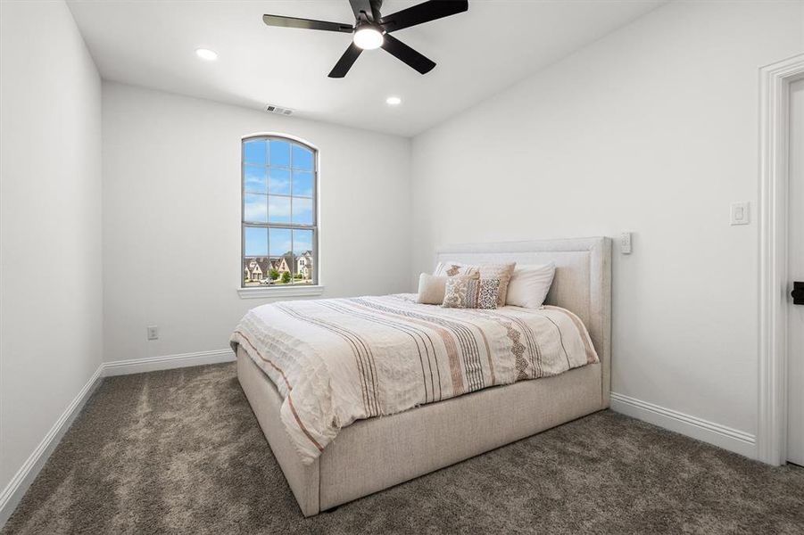 Furnished interior view inside a new home in , Northlake (Image 34).