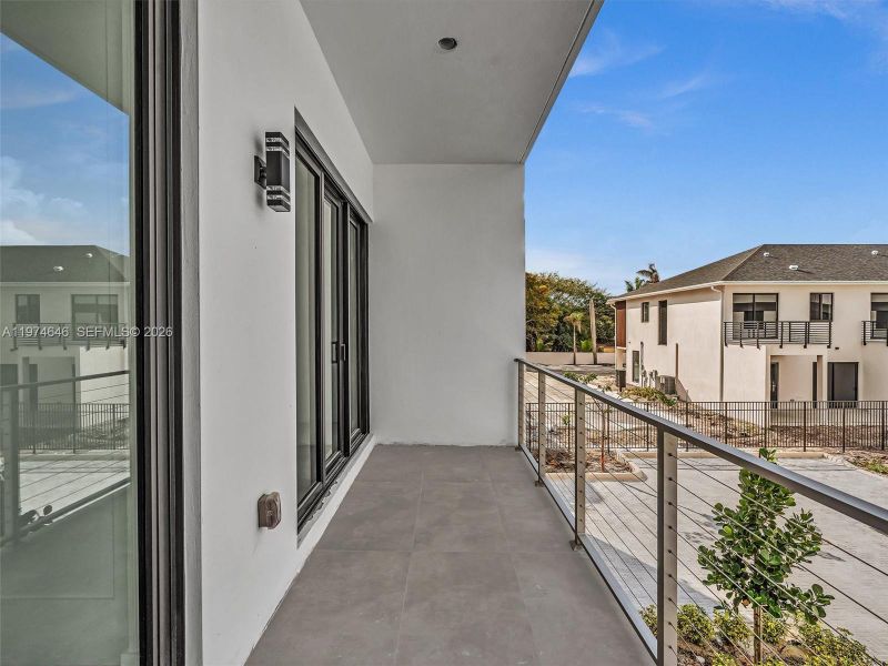 Exterior details and patio area of a home in , Dania Beach (Image 47).