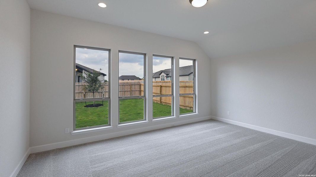 Spacious, unfurnished interior of a new home in Alsatian Oaks, Castroville (Image 27).