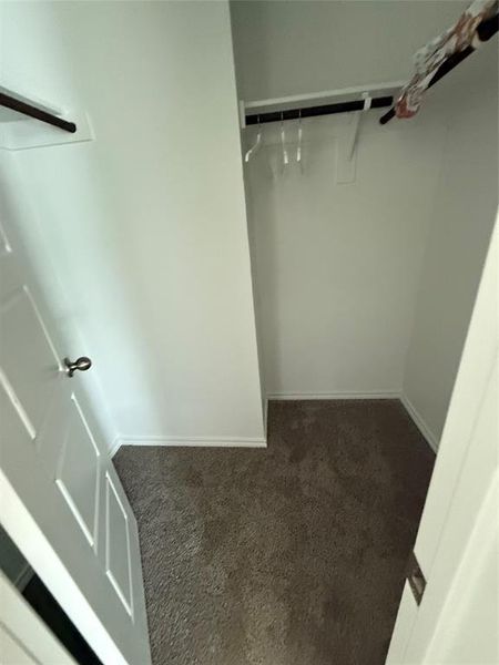 Spacious, unfurnished interior of a new home in Travis Ranch Marina, Forney (Image 20).