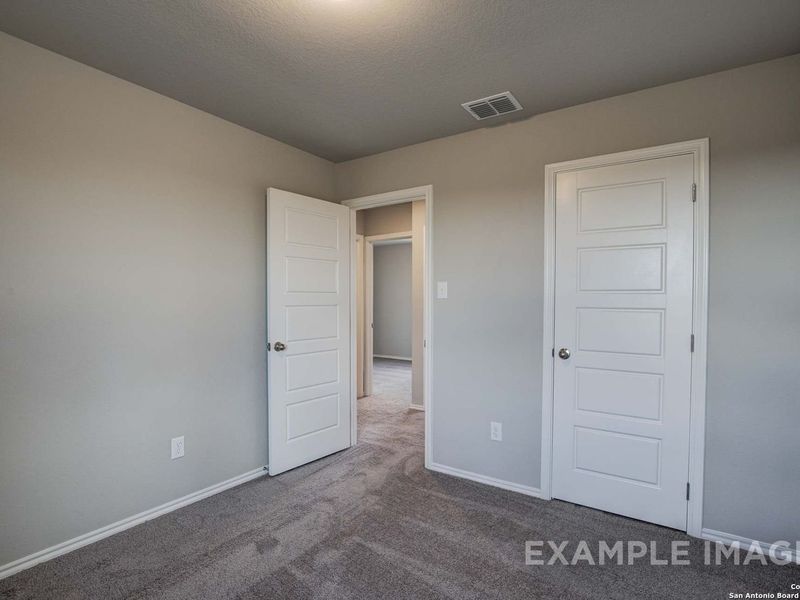 Spacious, unfurnished interior of a new home in Agave, San Antonio (Image 28).