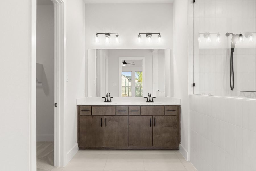 Furnished interior view inside a new home in Inspiration Collection 60 at Painted Tree, McKinney (Image 6). Furnished interior view inside a new home in Inspiration Collection 60 at Painted Tree, McKinney (Image 6).