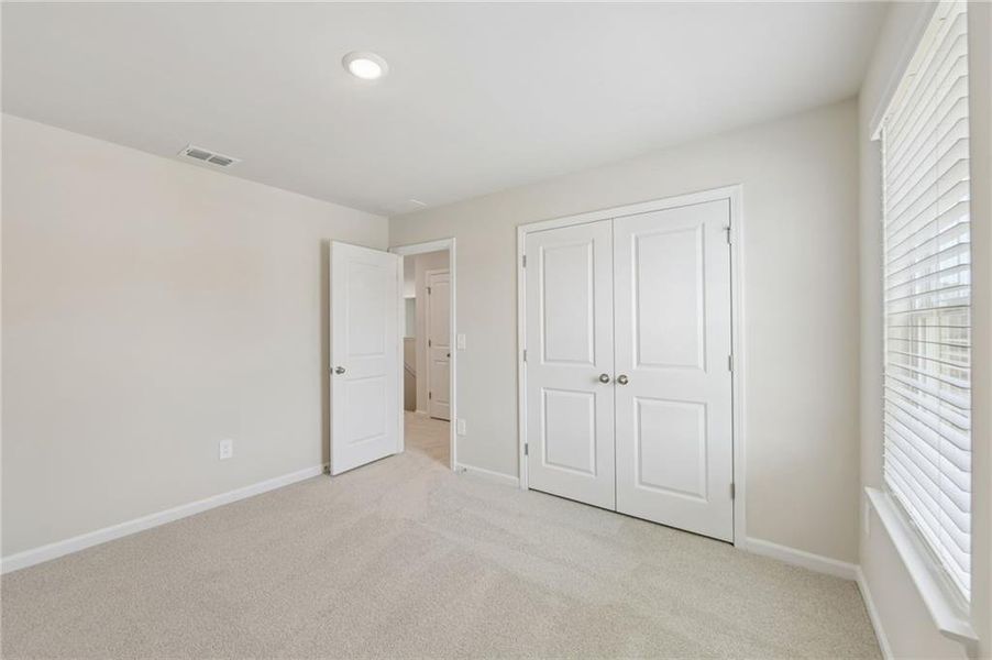 Spacious, unfurnished interior of a new home in Preserve at Mountain Creek, Pendergrass (Image 27).