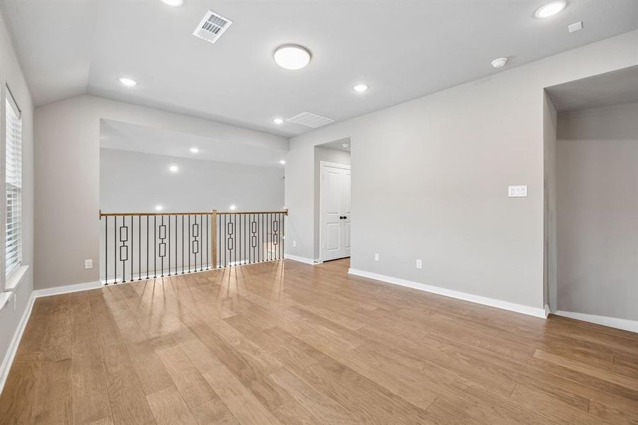 Spacious, unfurnished interior of a new home in , Fort Worth (Image 26).