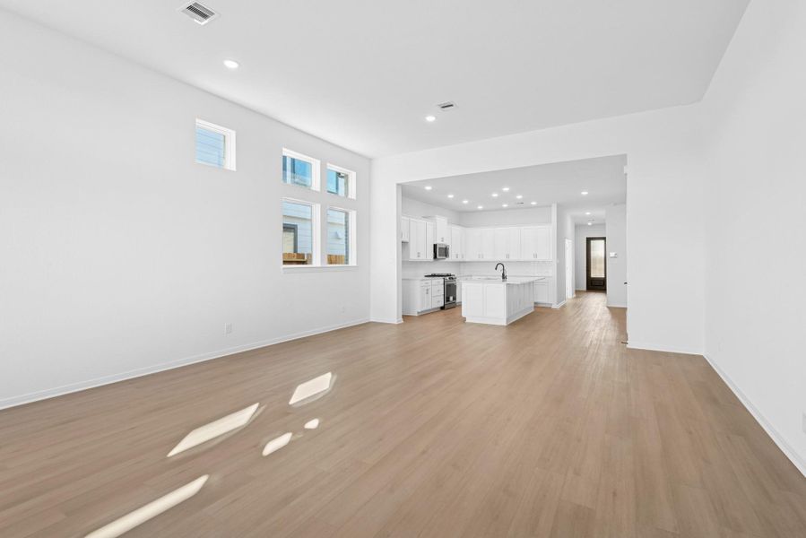 Spacious, unfurnished interior of a new home in Jubilee, Hockley (Image 22).