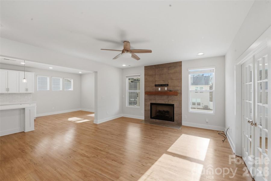 Spacious, unfurnished interior of a new home in , Charlotte (Image 38).